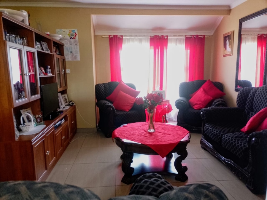 3 Bedroom Property for Sale in Belhar Western Cape